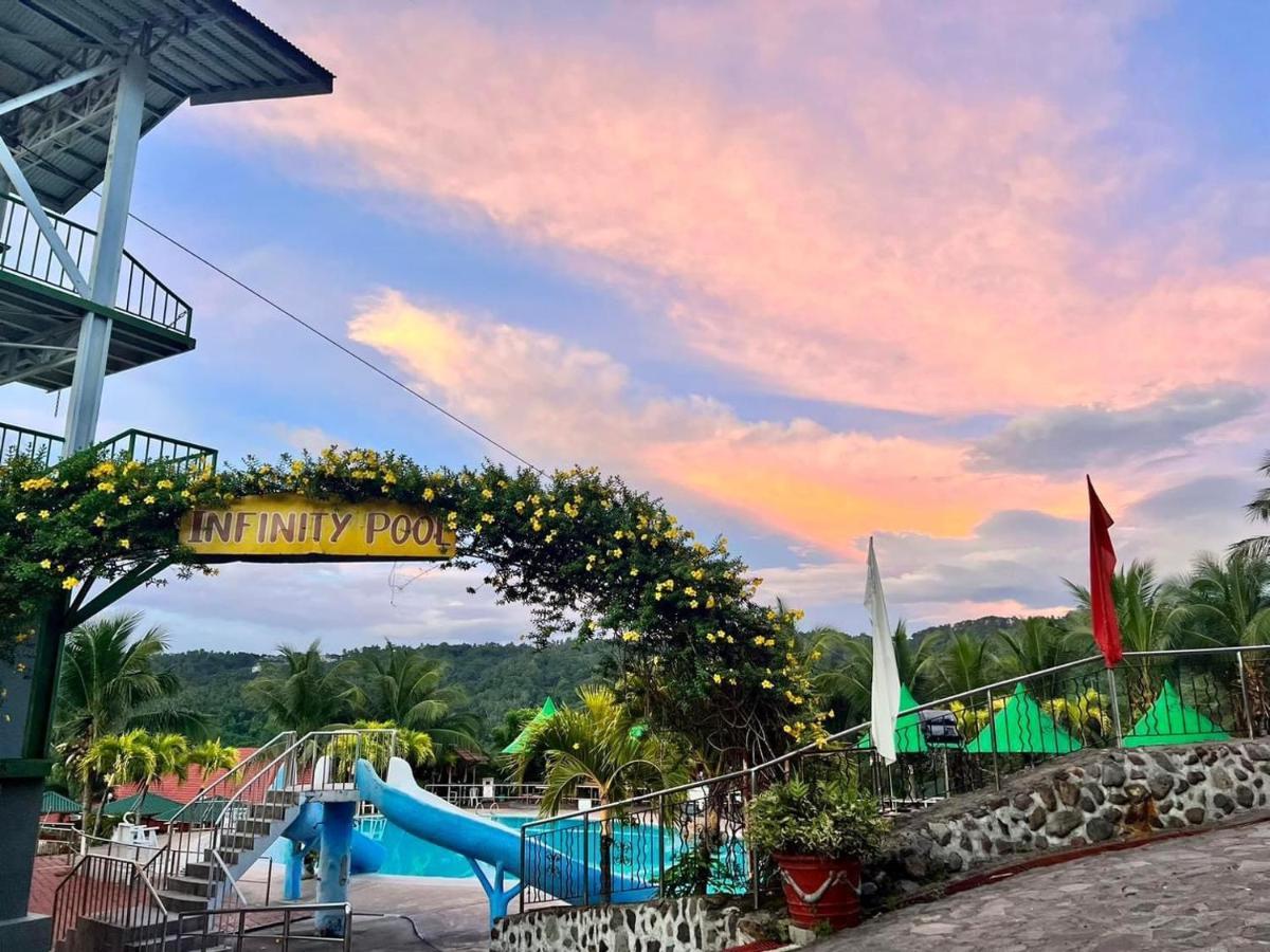 Hotel La Virginia Leisure Park And Amusement Mataasnakahoy Exteriér fotografie